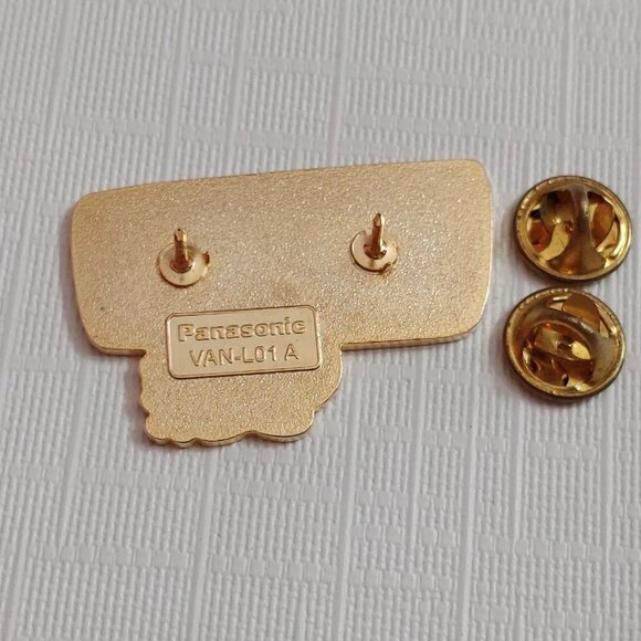 Vintage 2012 Vancover Olympics Quatchi Pin PANASONIC Mascot - Picture 2 of 2